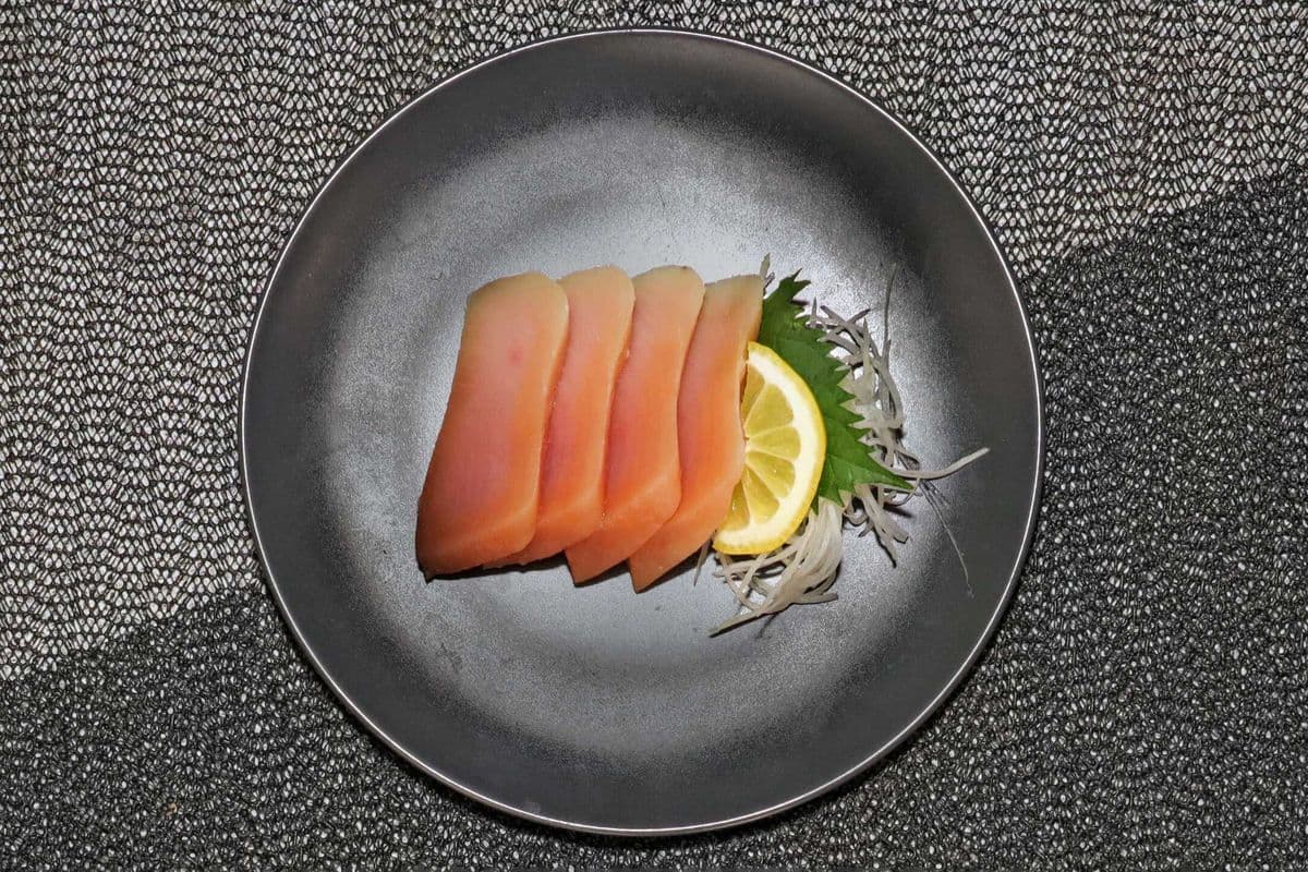 Tuna Sashimi (4 pcs)