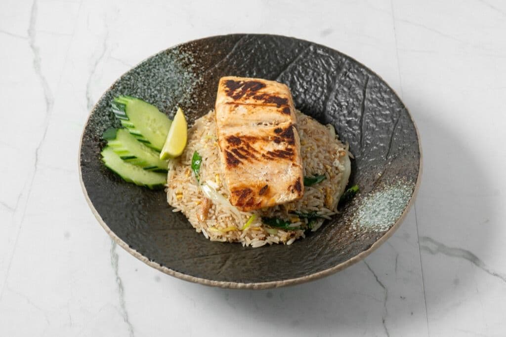 SALMON FRIED RICE | ข้าวผัดปลาแซลมอน