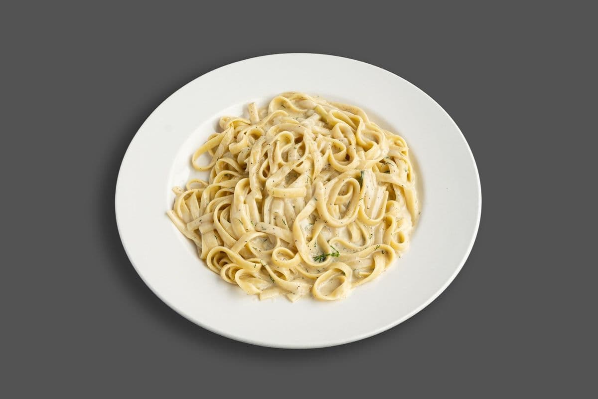 Pasta Alfredo con Pollo