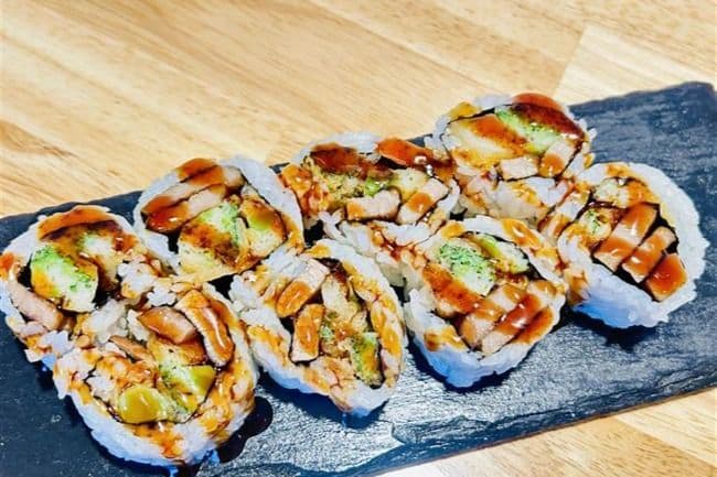 41. Grilled Beef Sushi Roll (with tempura broccoli)