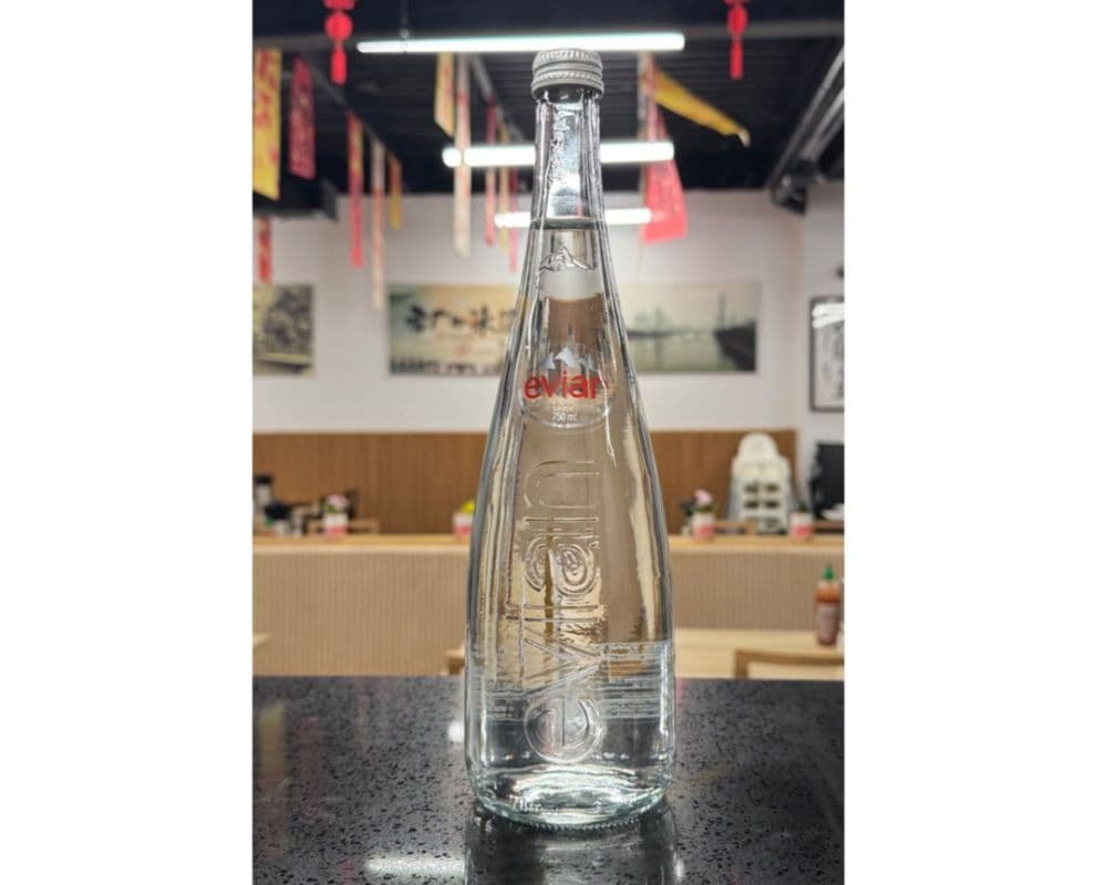 DC18 Eau en bouteille 瓶装水
