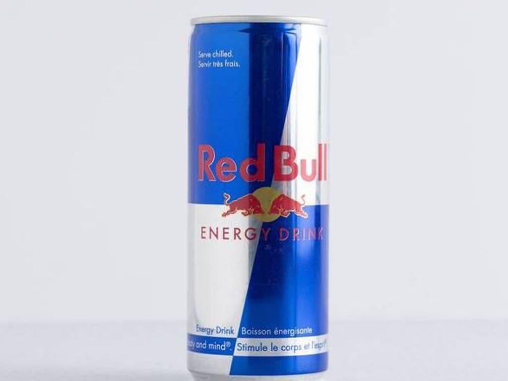 Red Bull • Energy drink ( 250ml )
