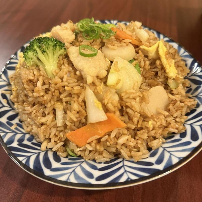 23(V). Riz frit au poulet avec légumes / 23(V). Chicken Fried Rice with Vegetable