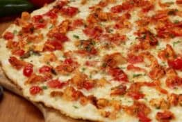 Mamma's Spicy Chicken Bruschetta Pizza