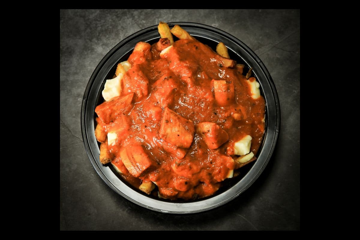 Butter Chicken Poutine
