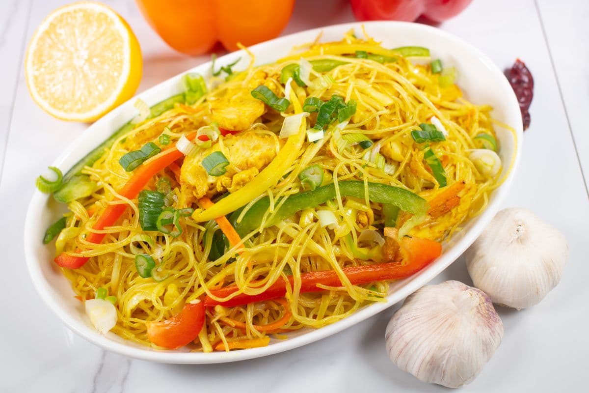 Singapore Noodles (Rice Noodles)
