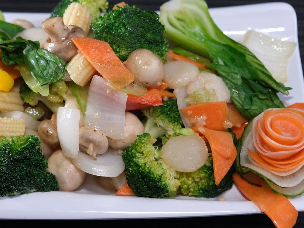 Mixed Vegetables w/ Garlic Sauce(蒜蓉炒蔬菜)