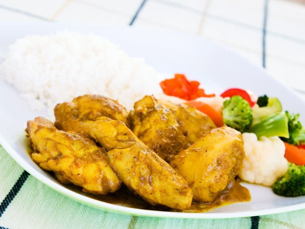 CURRY CHICKEN