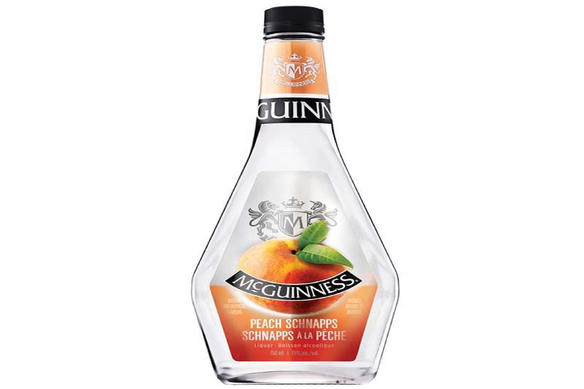 751235. Mcguinness Peach Schnapps (750 ml)