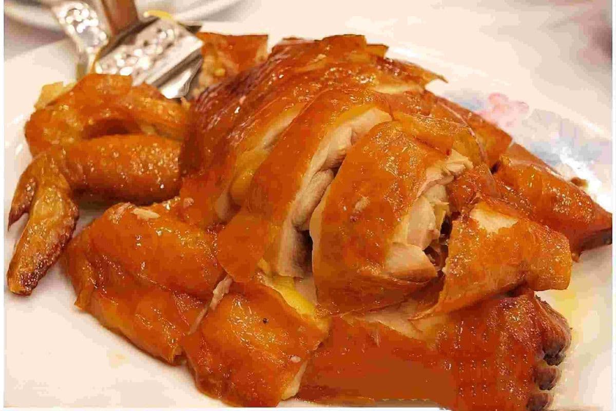 22. Barbecue Chicken (Half) with Sauce 葱油鸡（半）