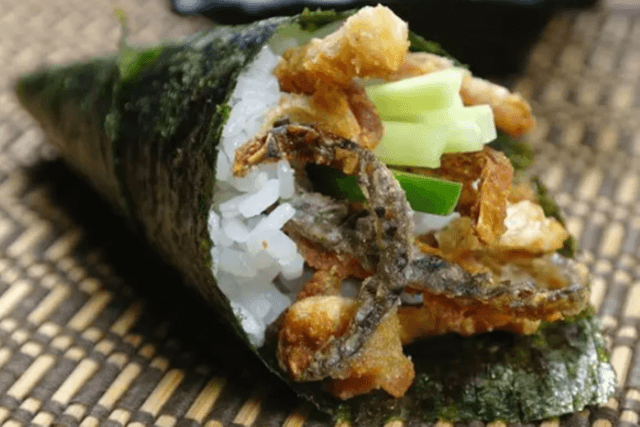 Salmon Skin Hand Roll