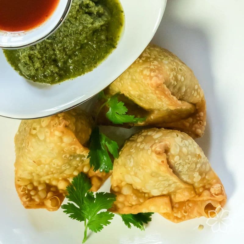 Samosa (1 PC)