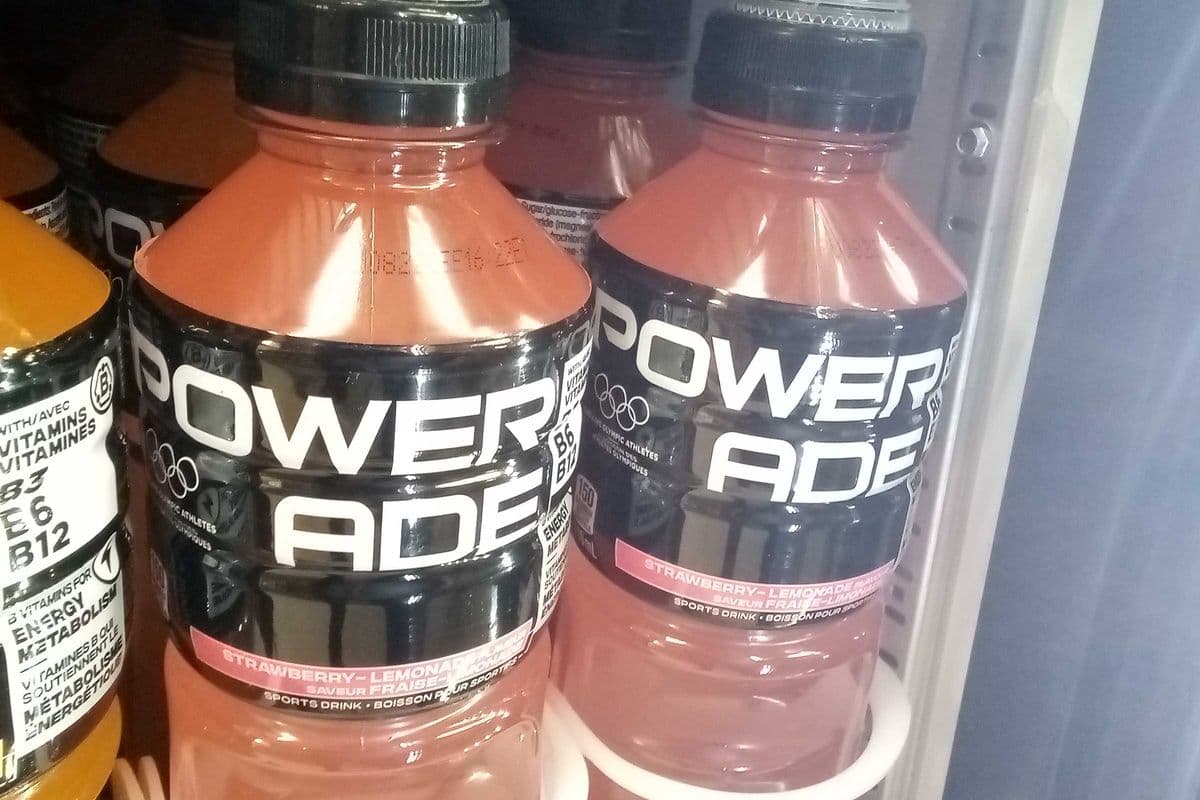 Powerade - Strawberry Lemonade (710 ml)