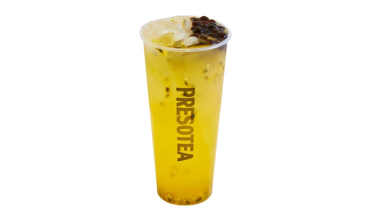 Passion Fruit Green Tea with tapioca & Lychee Jelly / Thé vert au fruit de la passion avec perles de tapioca et gelée de litchi