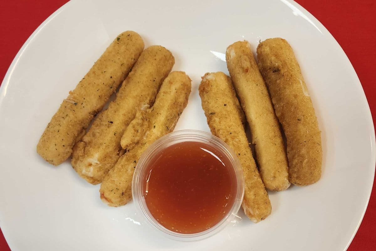 Mozzarella Cheese Sticks (6 pcs)