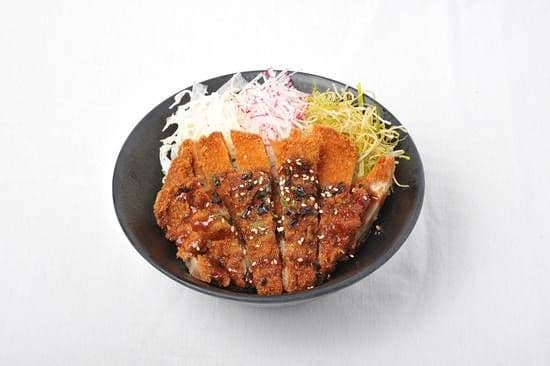 D9. Deep-Fried Chicken Don / 日式炸鸡扒饭