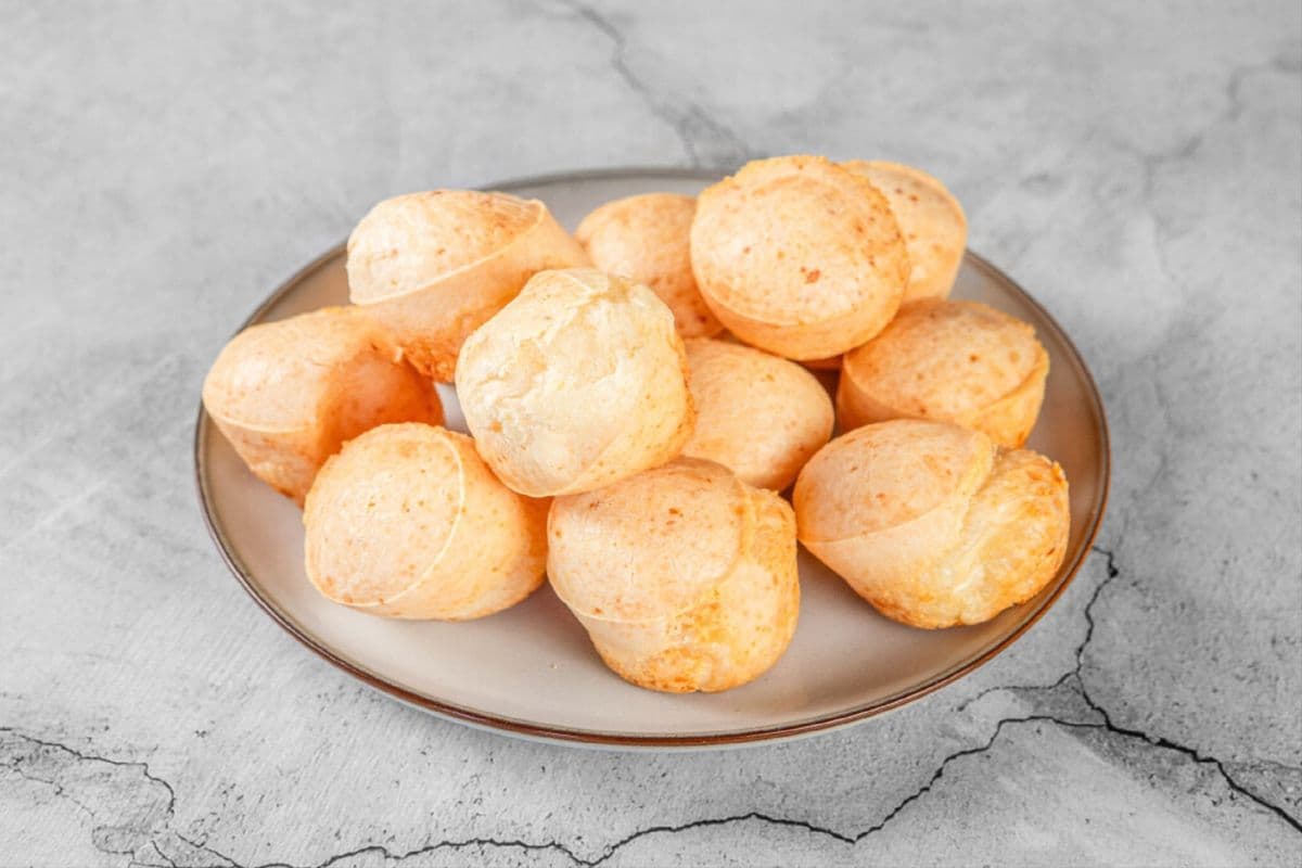 Pao De Queijo (12pcs)