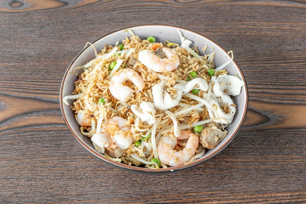 18. Riz Frit Spécial / Special Fried Rice