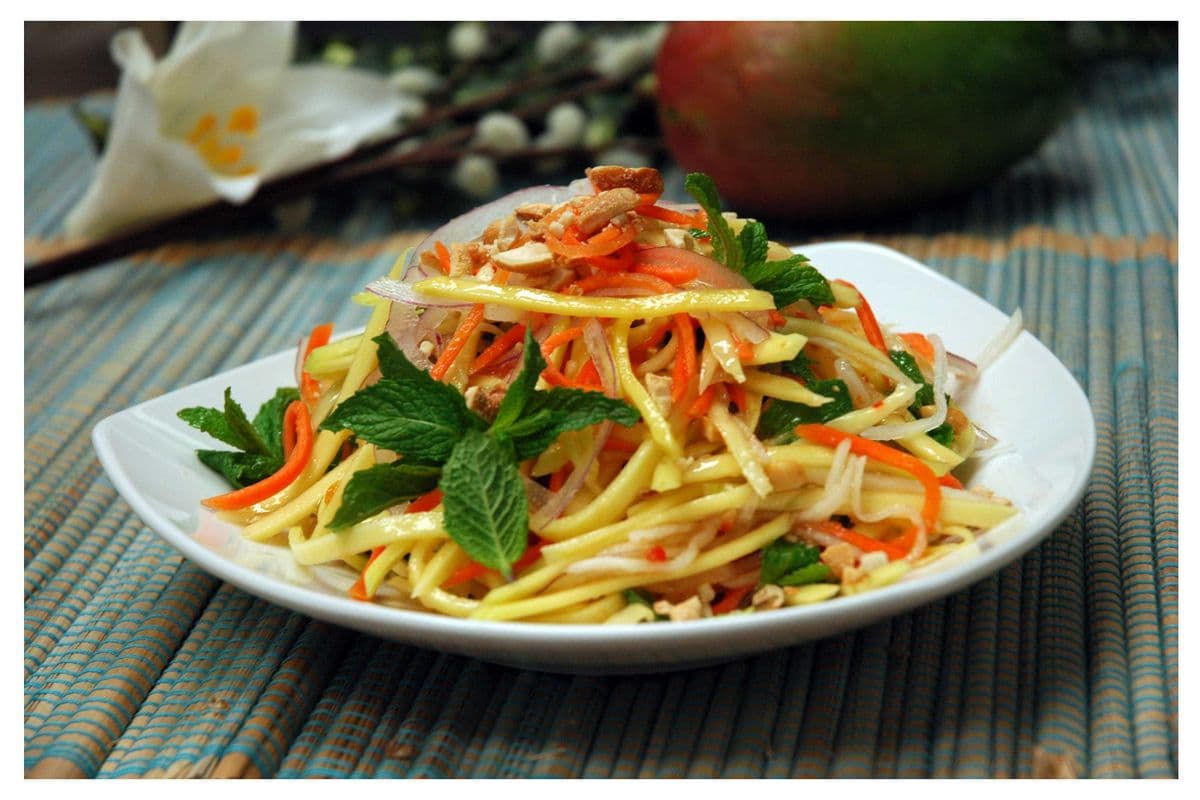 108C. Chicken Mango Salad