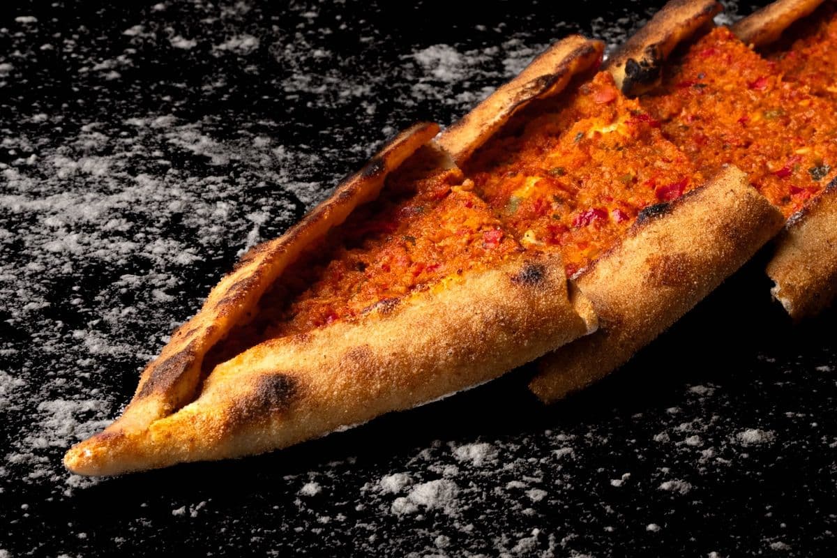 Turkish Pide (Ground Meat)