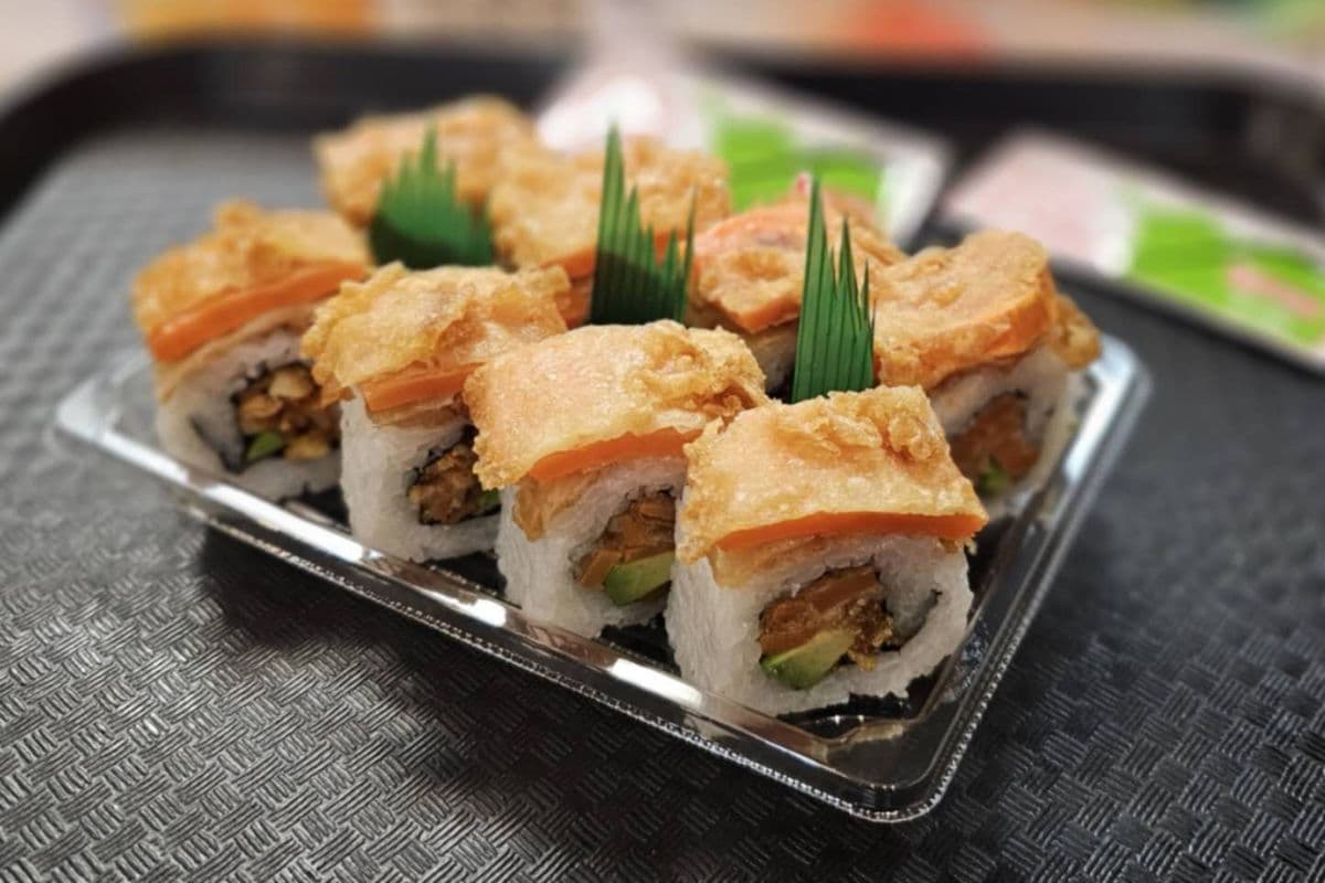 Yam Yum Roll (8 pcs)