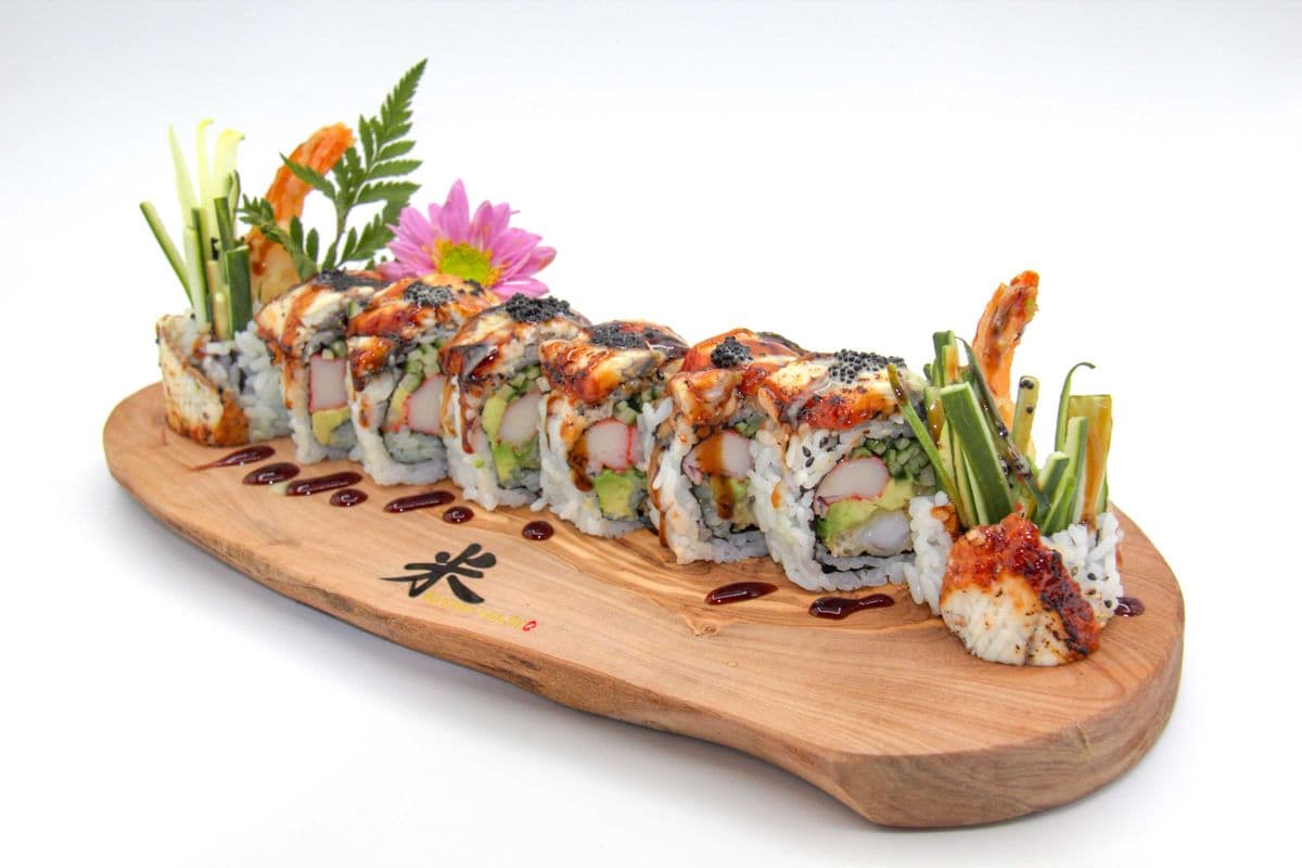 SR3. Black Dragon Roll (8pcs)