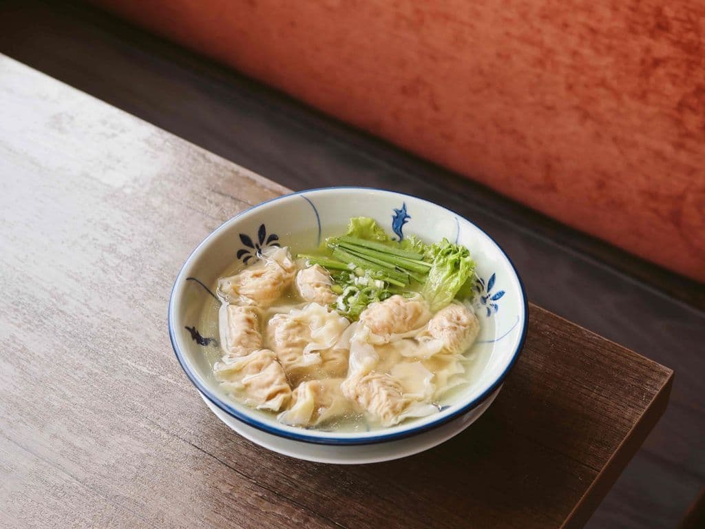 S09 - Wonton Soup (Soup Hoanh Thanh)