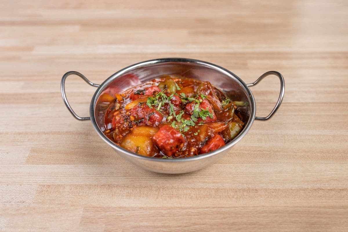 Chilli Paneer (Dry or Gravy)