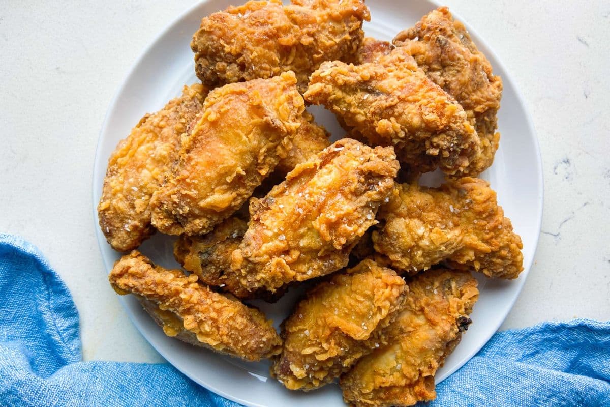 Fried Chicken Wings (8 Wings)