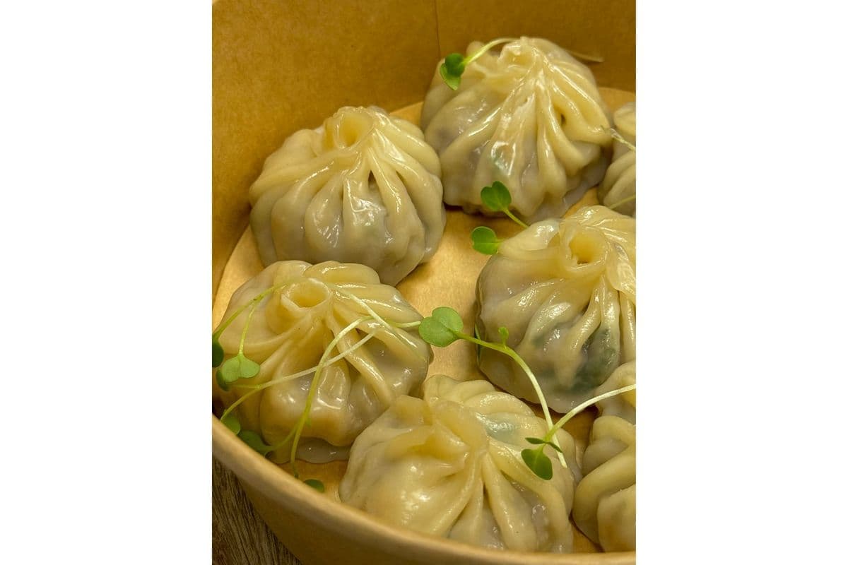 Steam Veg. Momos (8pcs)