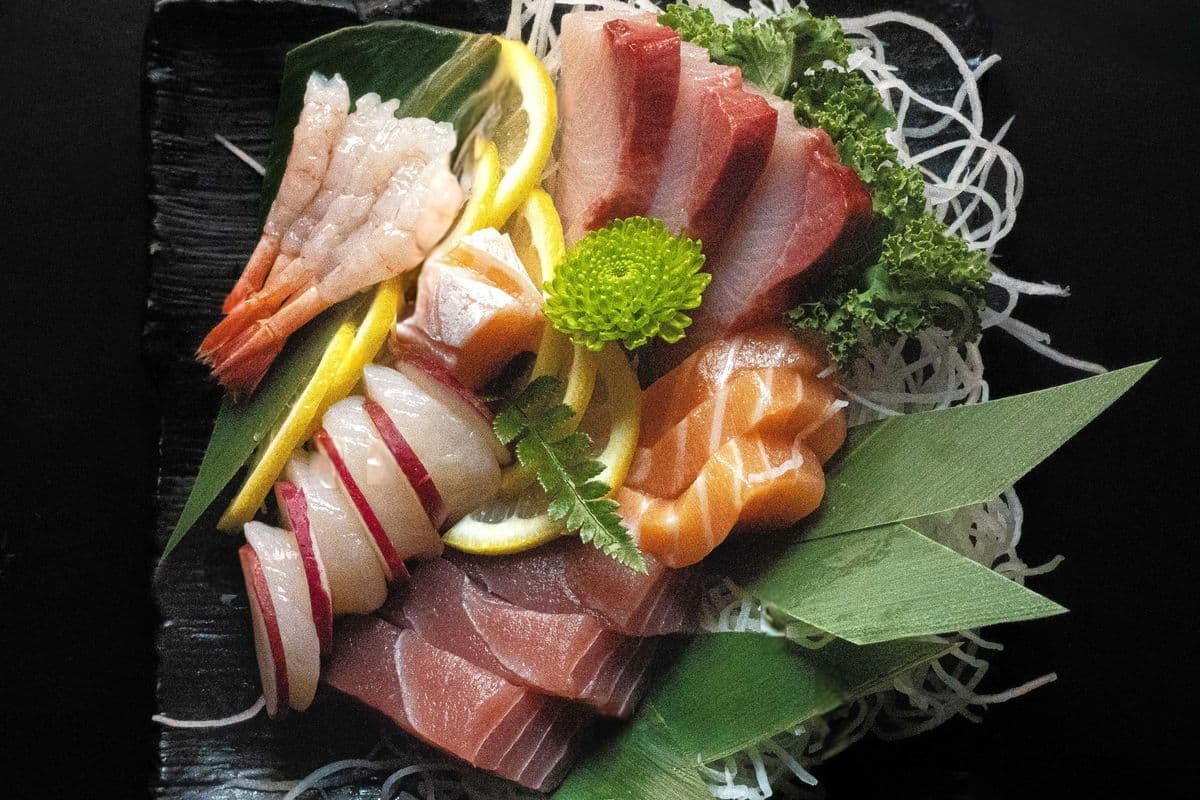 64. Premium Sashimi Combo