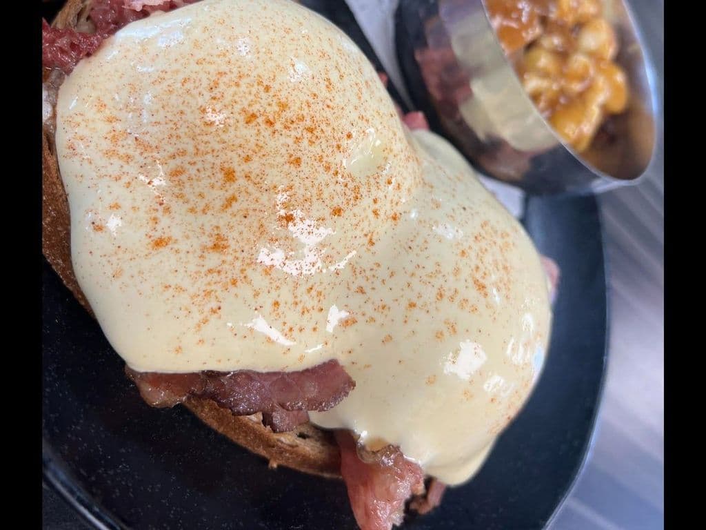 WAGYU BRISKET BENNY