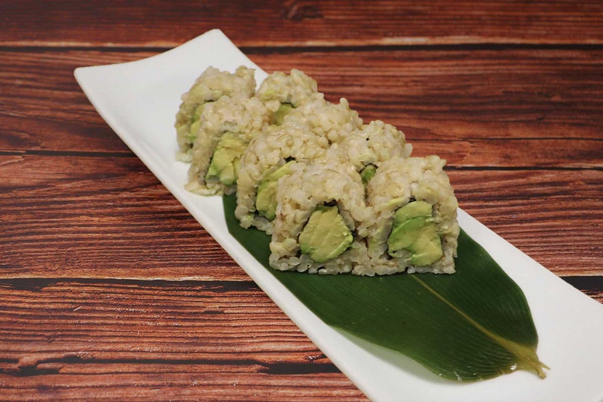 Organic Avocado Roll (8 pcs)