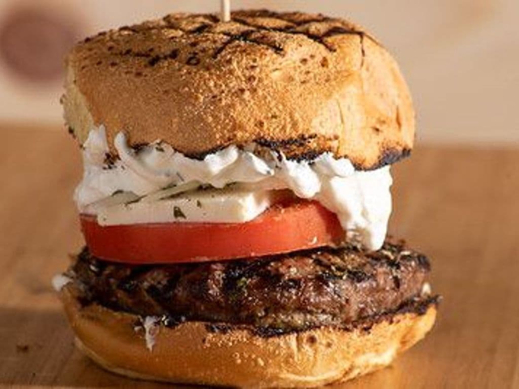 *ACROPOLIS BURGER PLATE