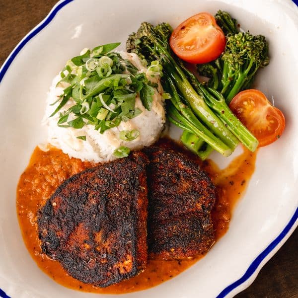 BLACKENED CHICKEN CREOLE