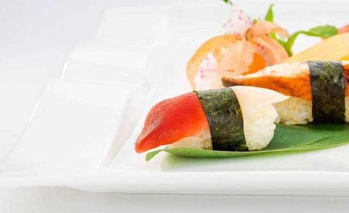 Surf Clam Sushi (2)