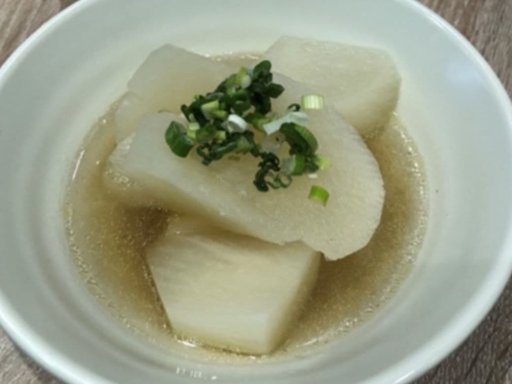 S7 Radis en soupe claire 清汤萝卜