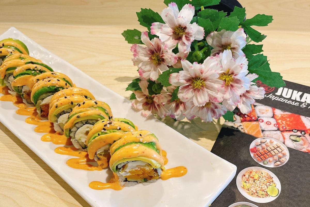 VR11. Pumpkin Spice Roll (8 pcs)