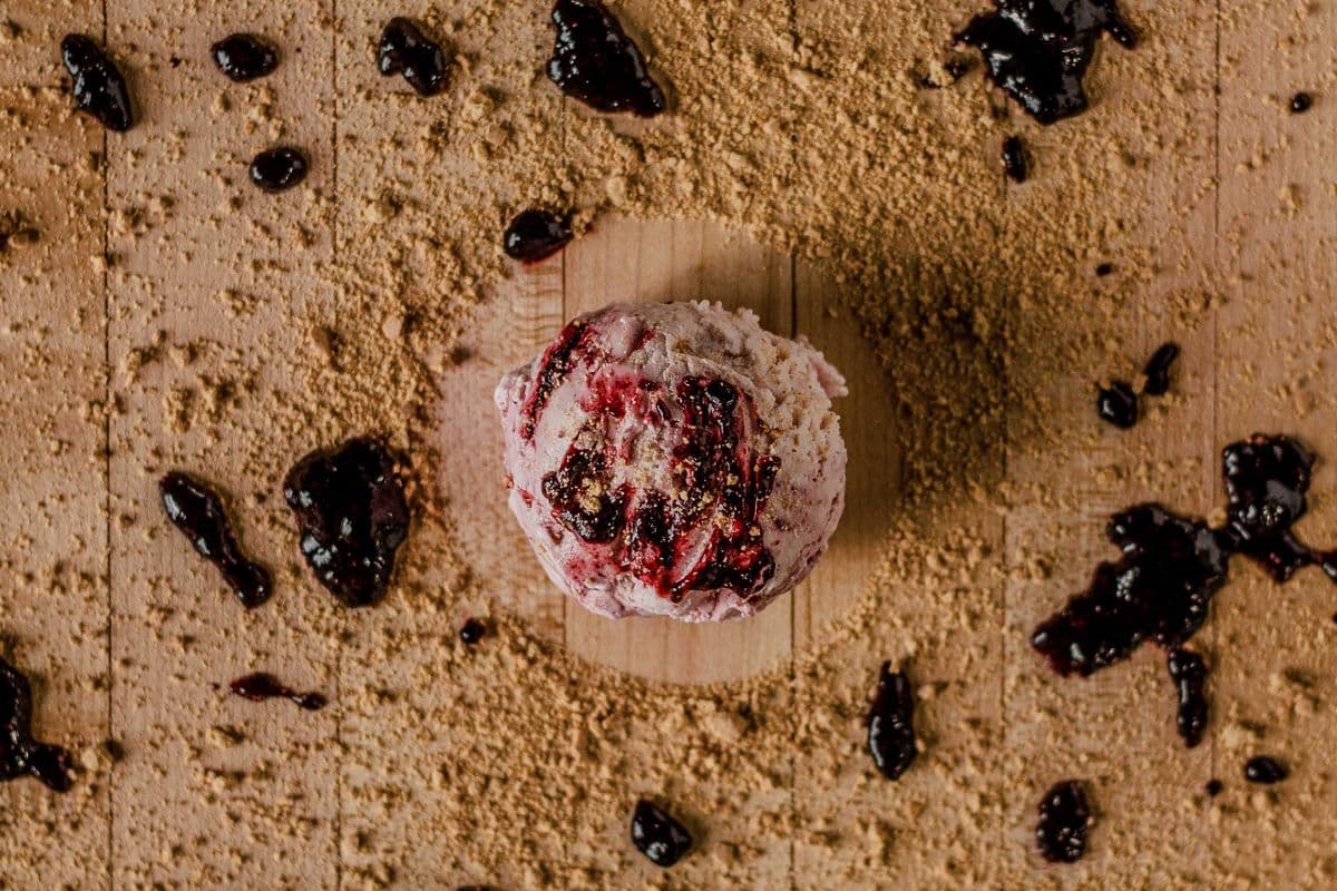 Honeyberry Cheesecake Pint (500 mL)