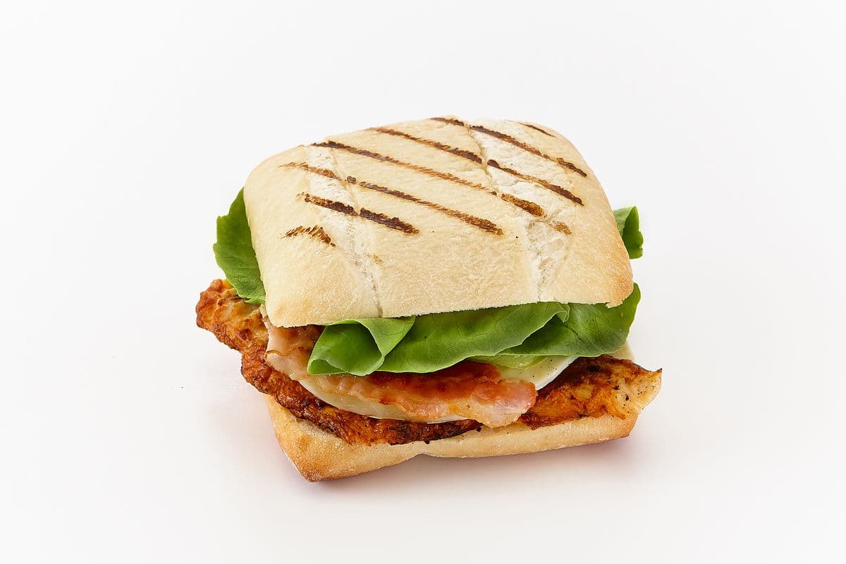Gourmet carré poulet grillé César / Gourmet Grilled Chicken Caesar