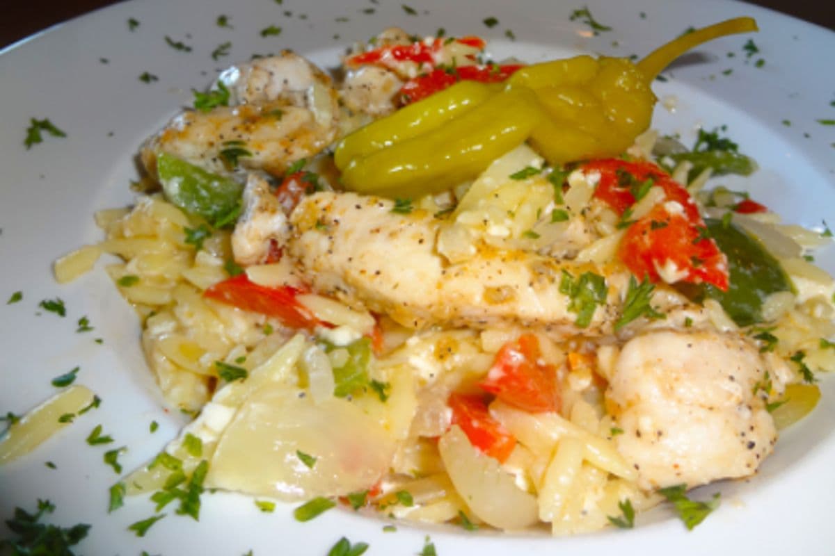 Kisamos Pasta with Chicken