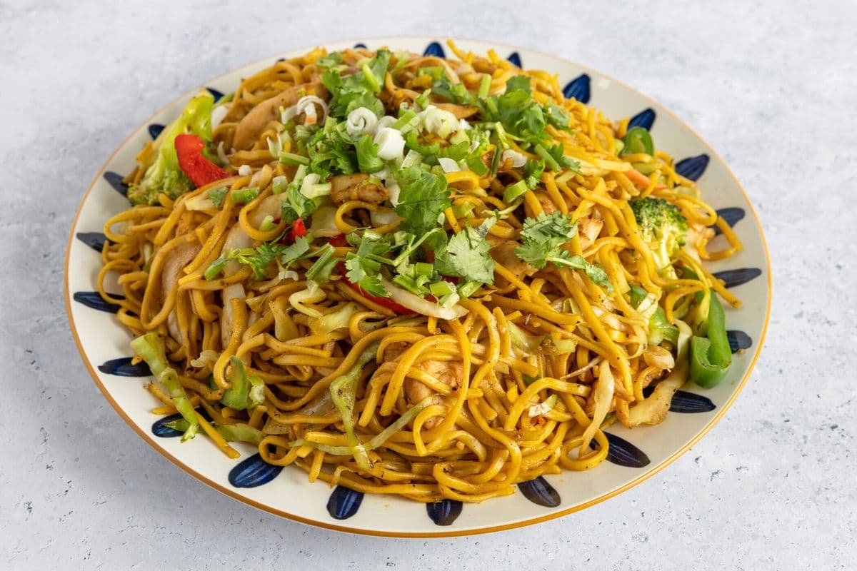 N10. Singapore Chow Mein Chicken or Beef