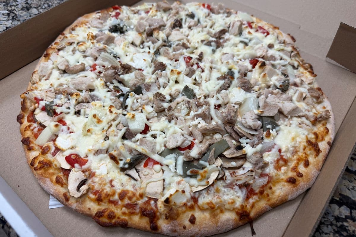 Papa Joe Chicken Pizza