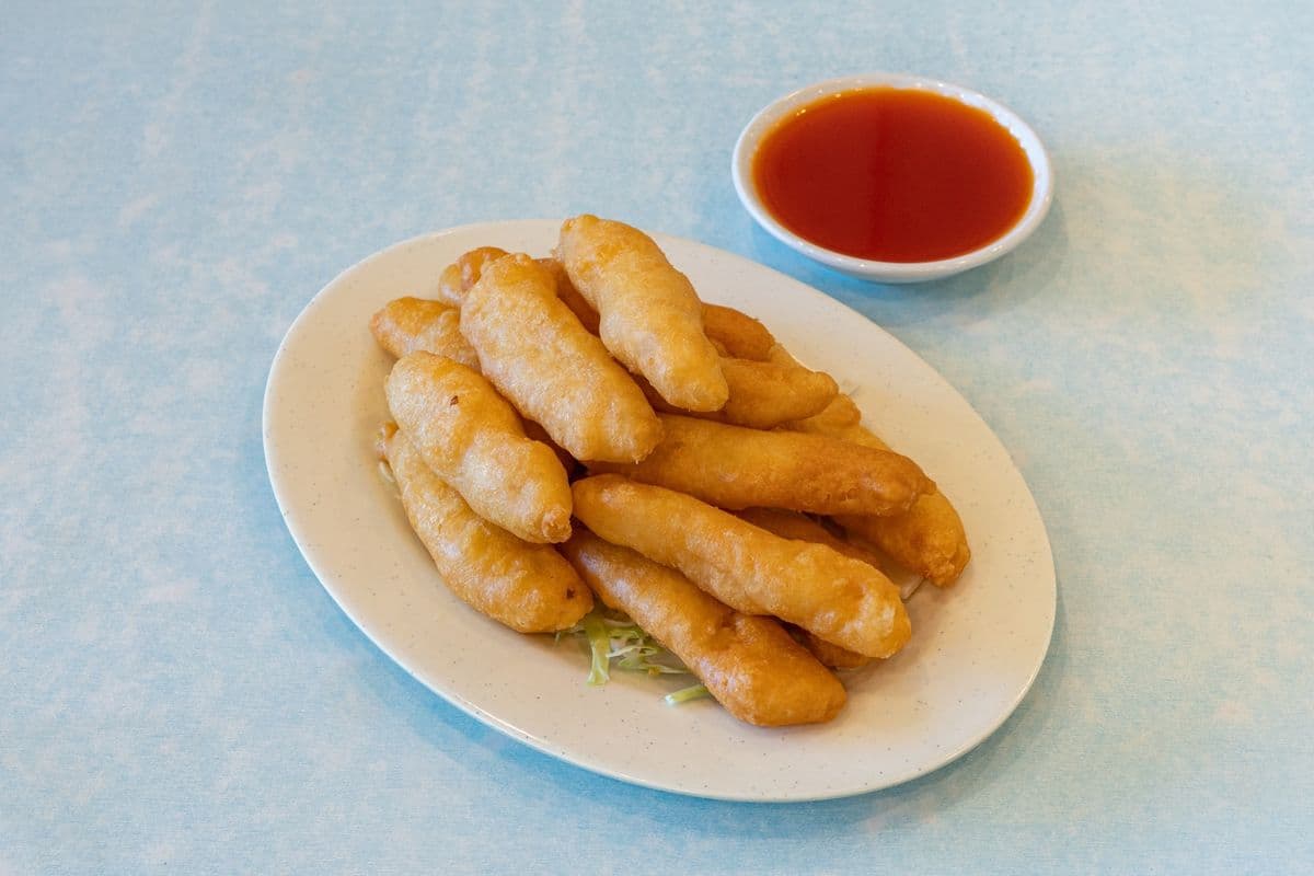 23. Deep-Fried Crispy Prawns with Sweet-and-Sour Sauce