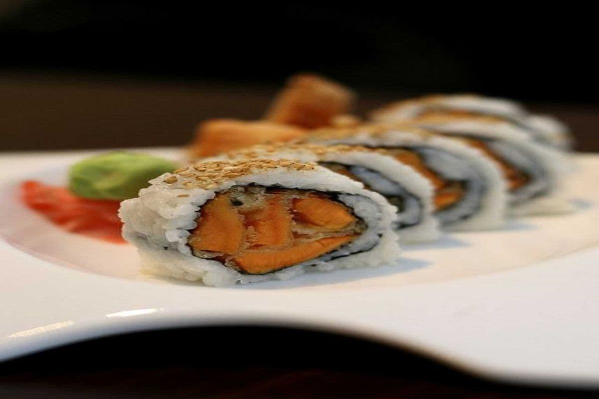 211. Yam Tempura Roll
