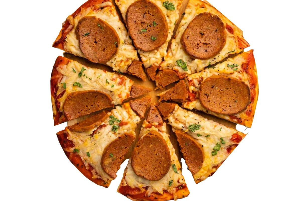 Vegan Pepperoni Pizza (Vegan)