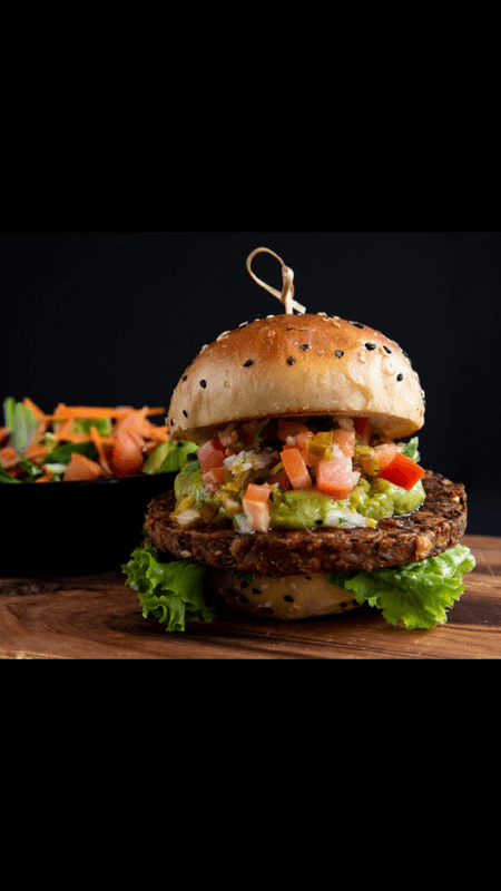 Veggie Fiesta Burger (480 Cals)