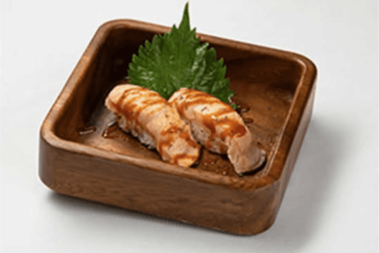 301 Salmon (Sake) (2 pcs)