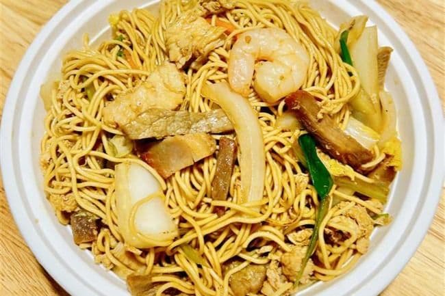 22. Combination Lo Mein