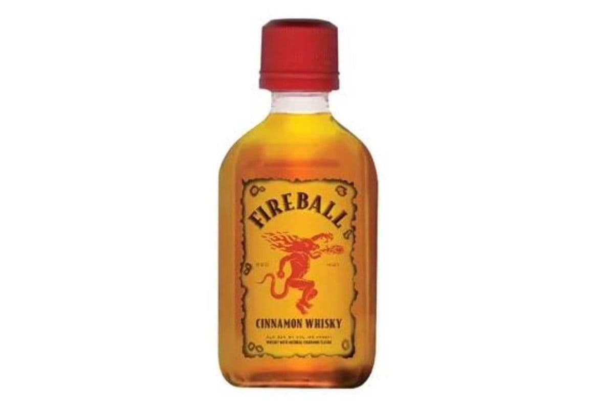 FIREBALL WHISKY (1 x 50 ML)